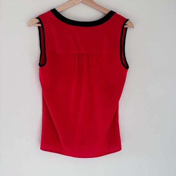 Calvin Klein top - Picture 2 of 4